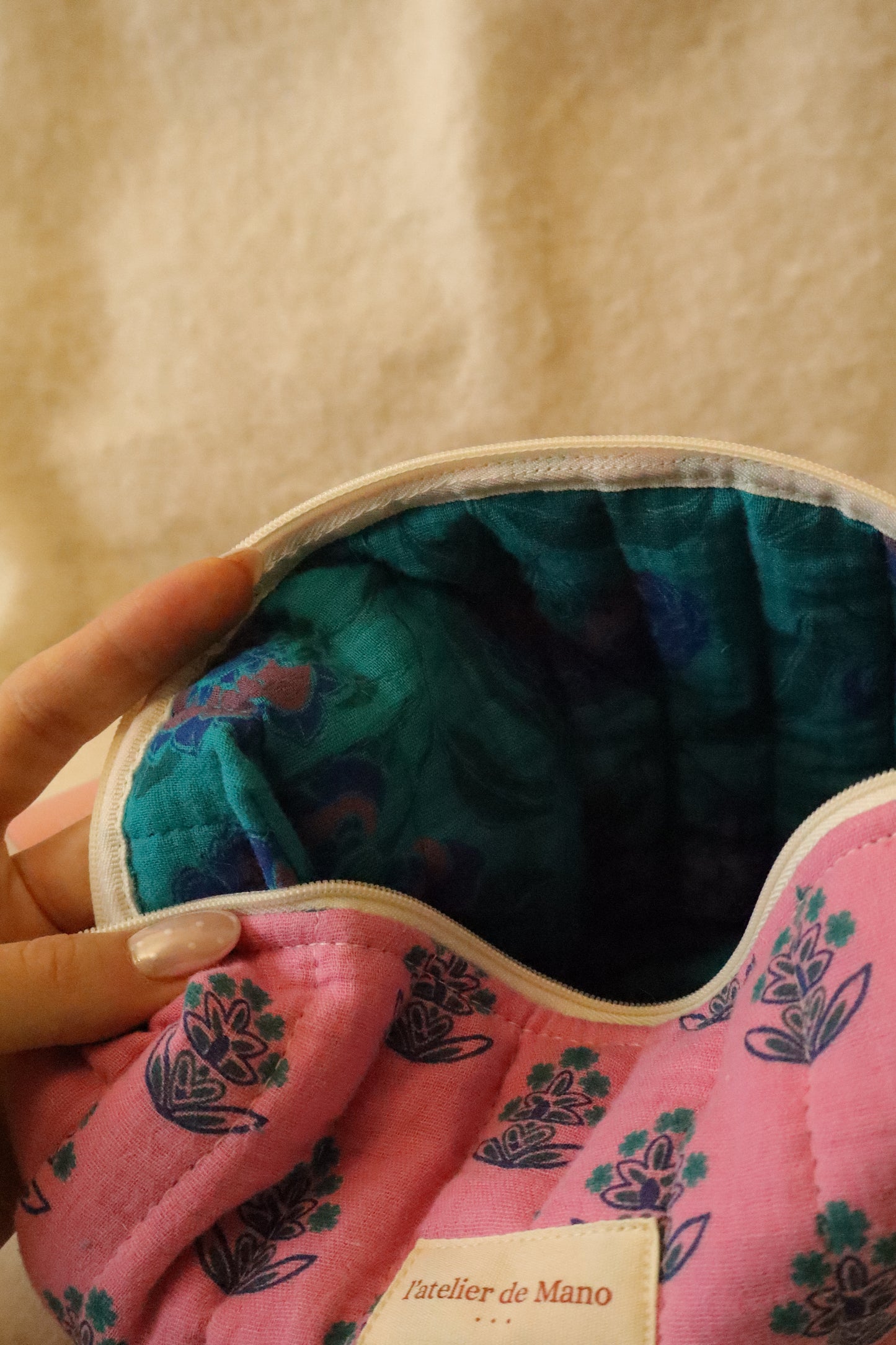 Trousse de toilette matelassée artisanale – Fait main en coton