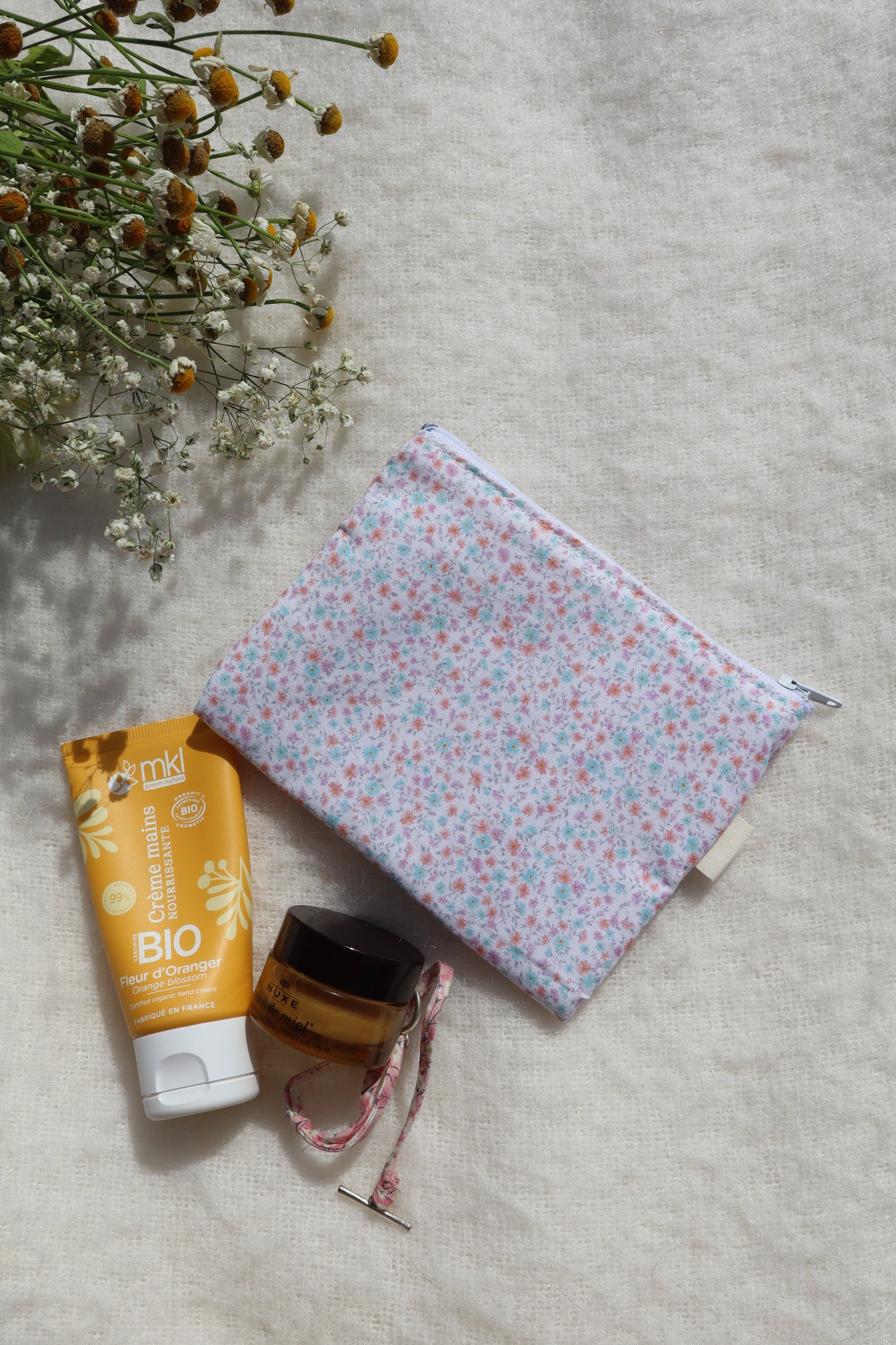 Pochette artisanale en coton - fait main tissu fleuri