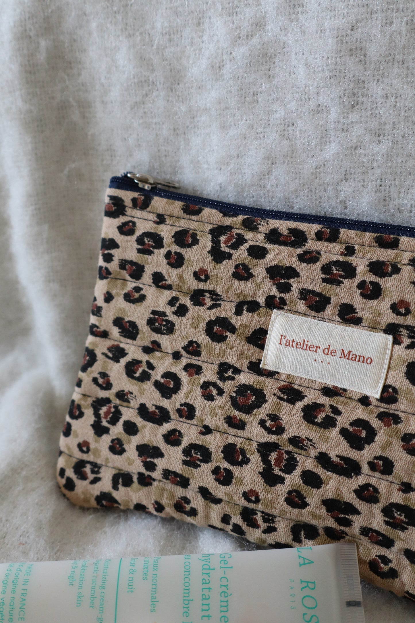 Pochette matelassée artisanale en coton - fait main imprimé léopard