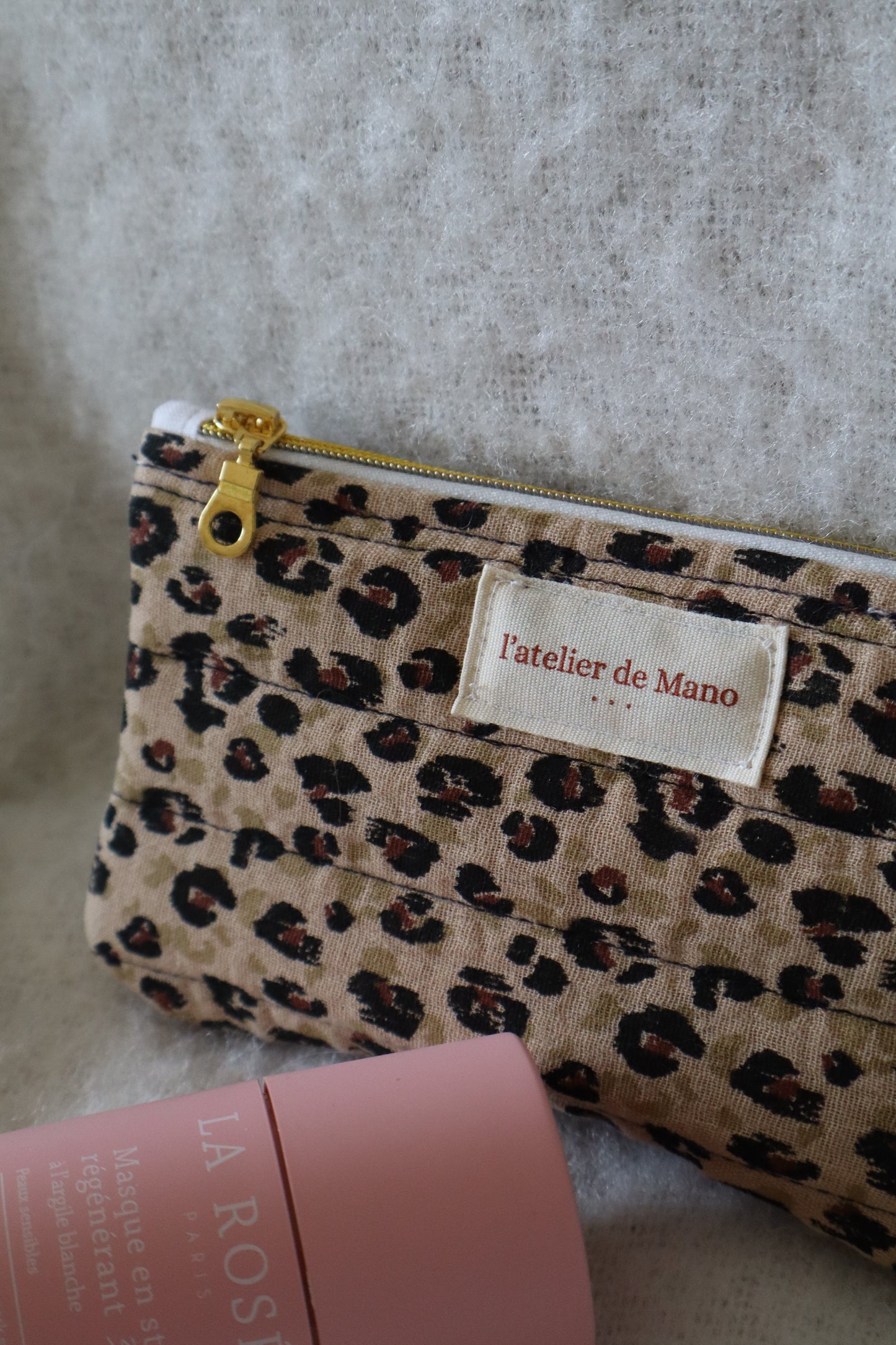 Pochette matelassée artisanale en coton - fait main imprimé léopard
