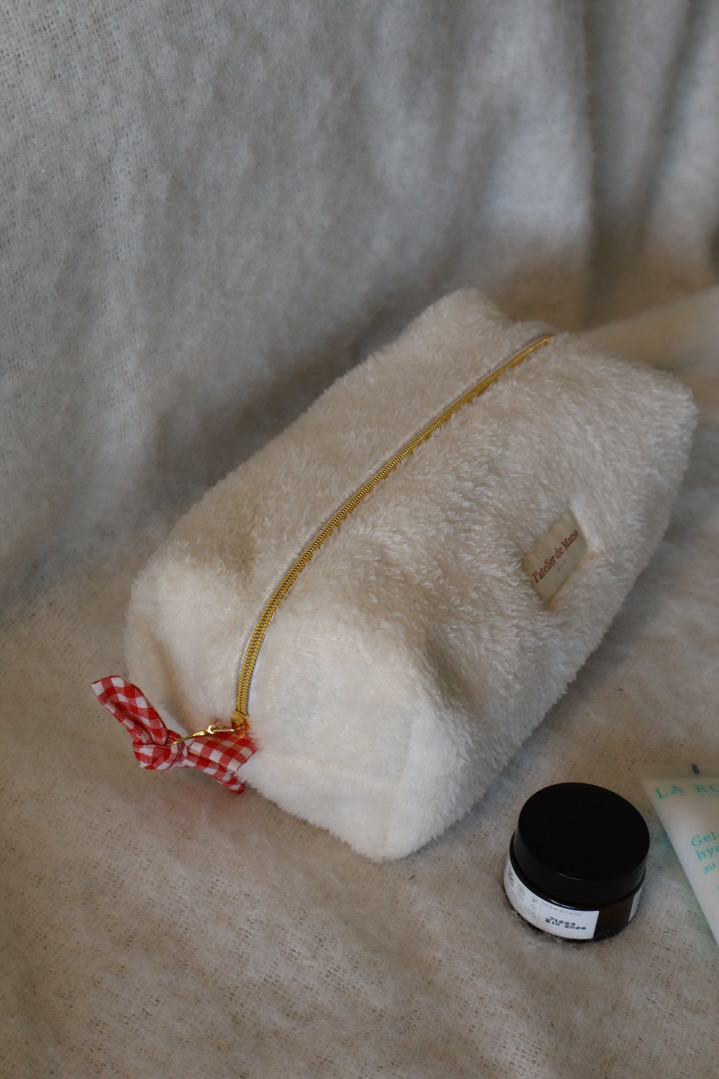 Trousse de toilette fausse fourrure artisanale – Fait main