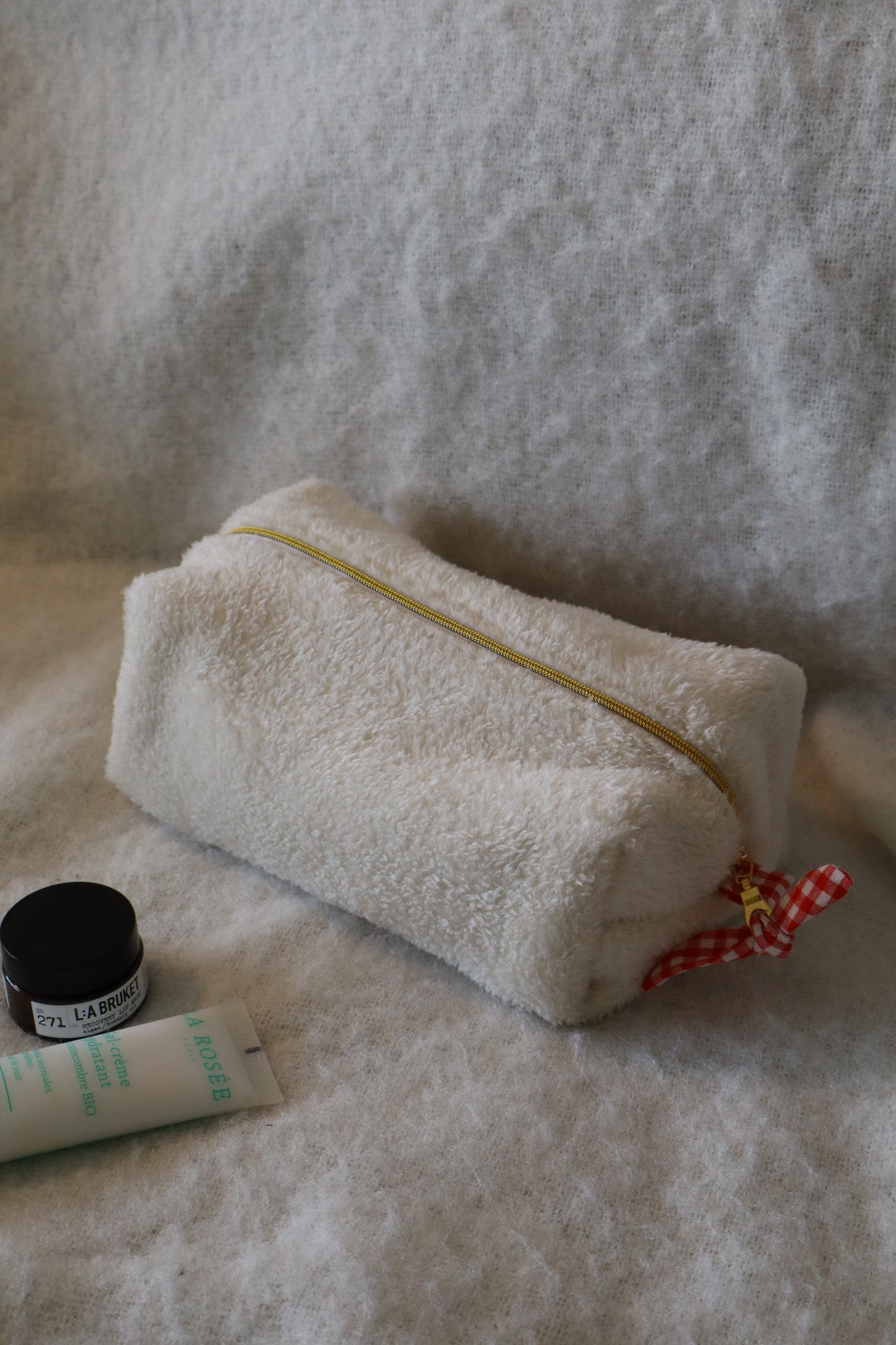 Trousse de toilette fausse fourrure artisanale – Fait main