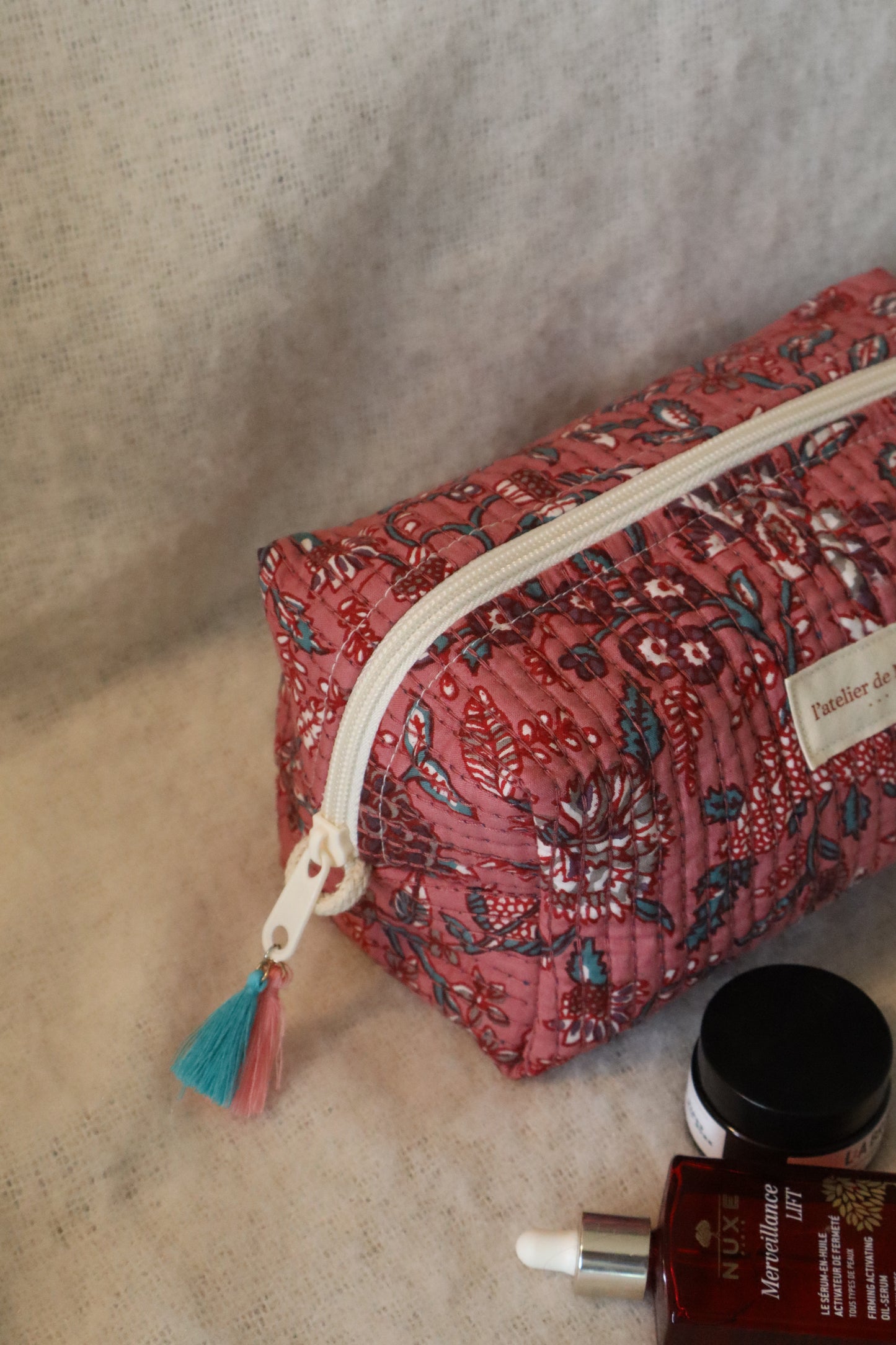 Trousse de toilette matelassée artisanale – Fait main en tissu indien