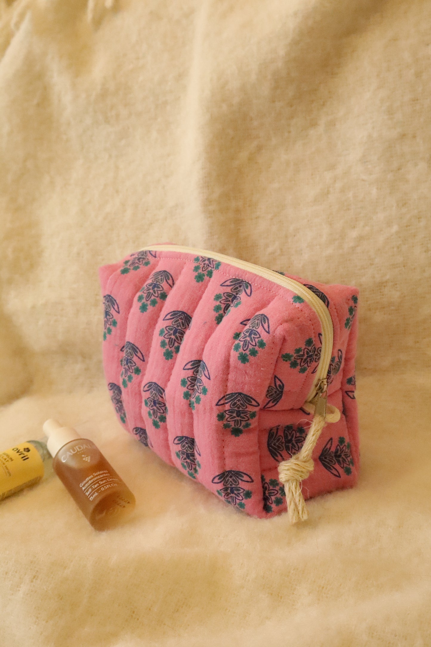 Trousse de toilette matelassée artisanale – Fait main en coton