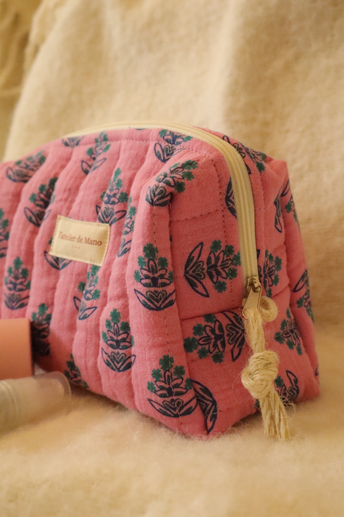 Trousse de toilette matelassée artisanale – Fait main en coton