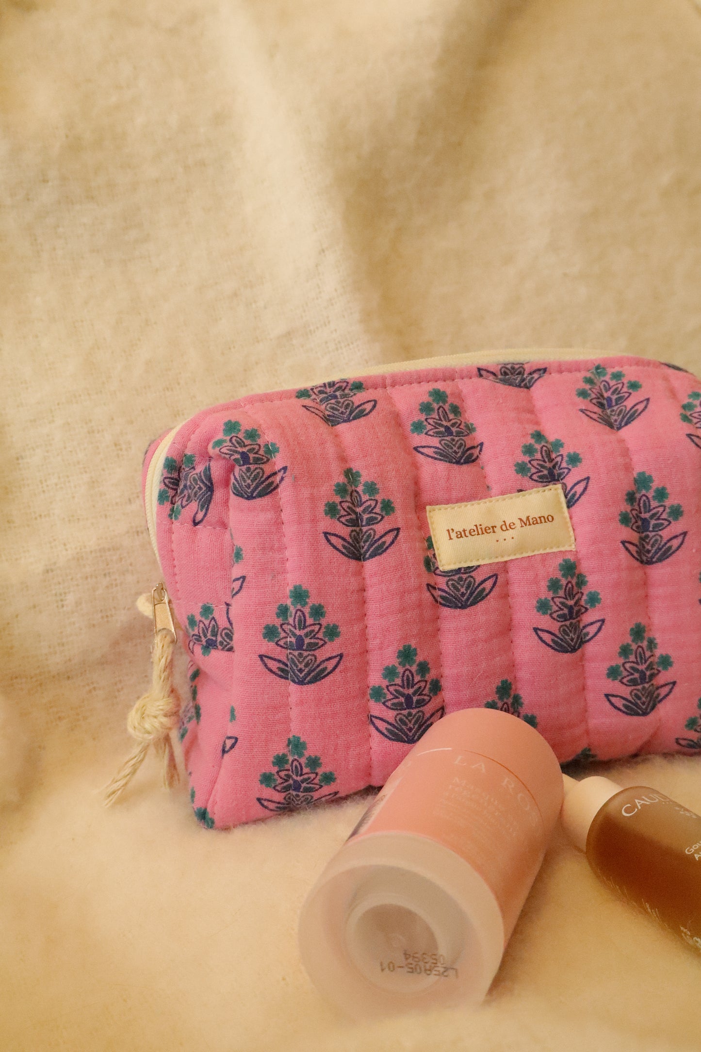 Trousse de toilette matelassée artisanale – Fait main en coton
