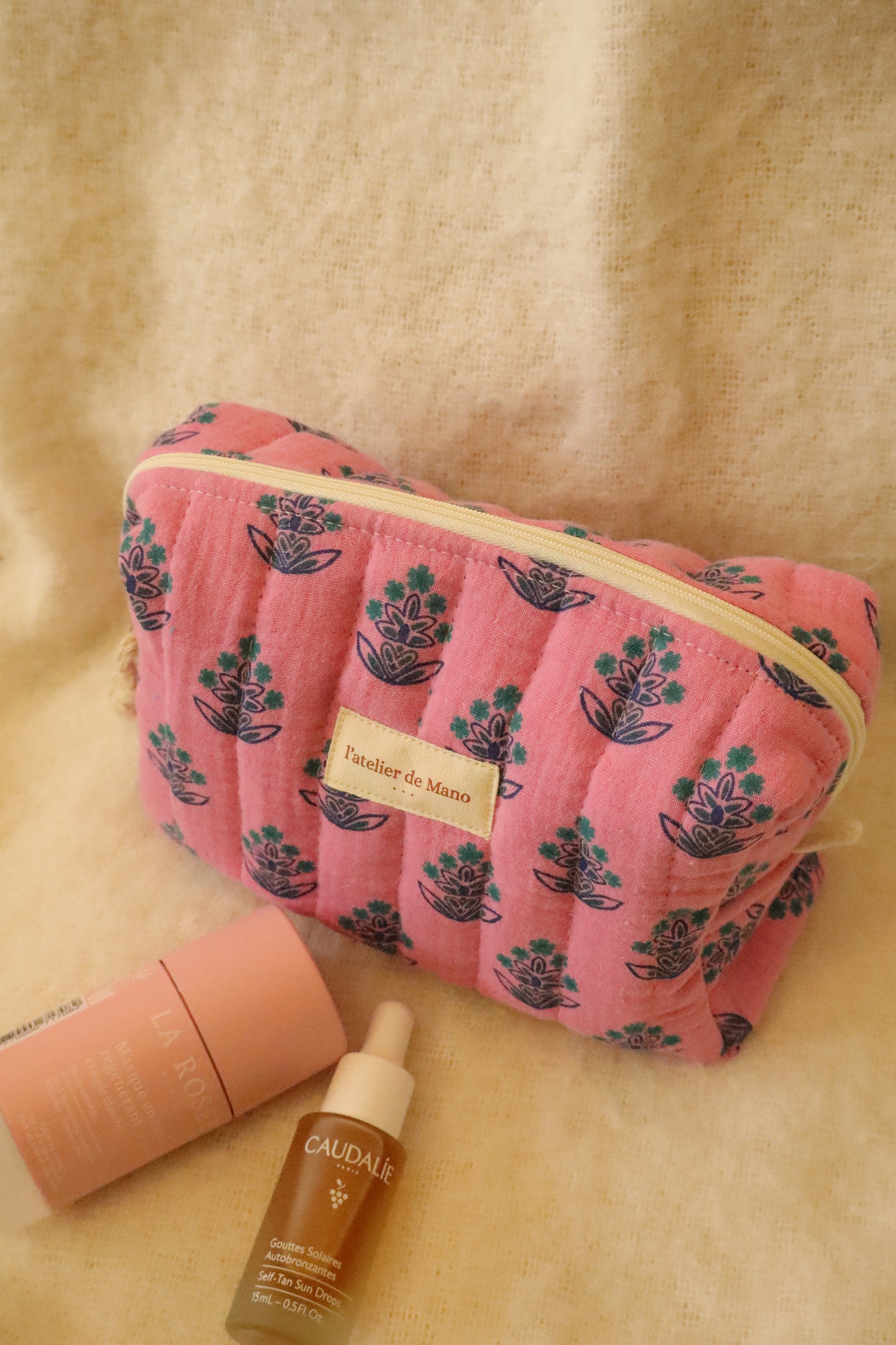 Trousse de toilette matelassée artisanale – Fait main en coton