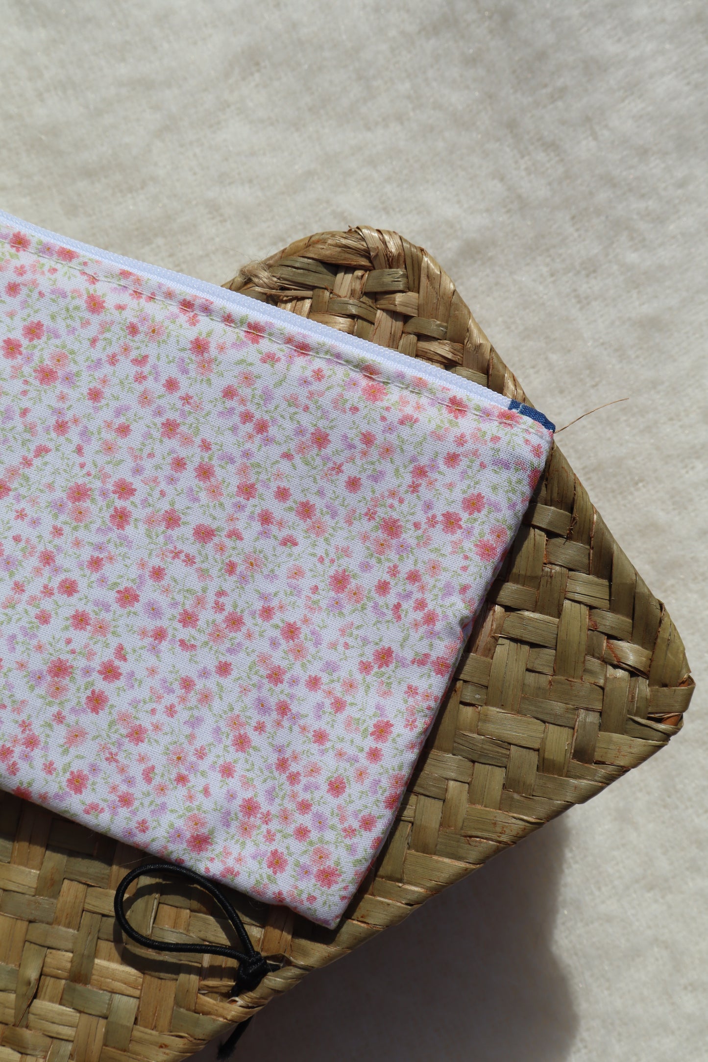 Pochette artisanale en coton - fait main tissu fleuri